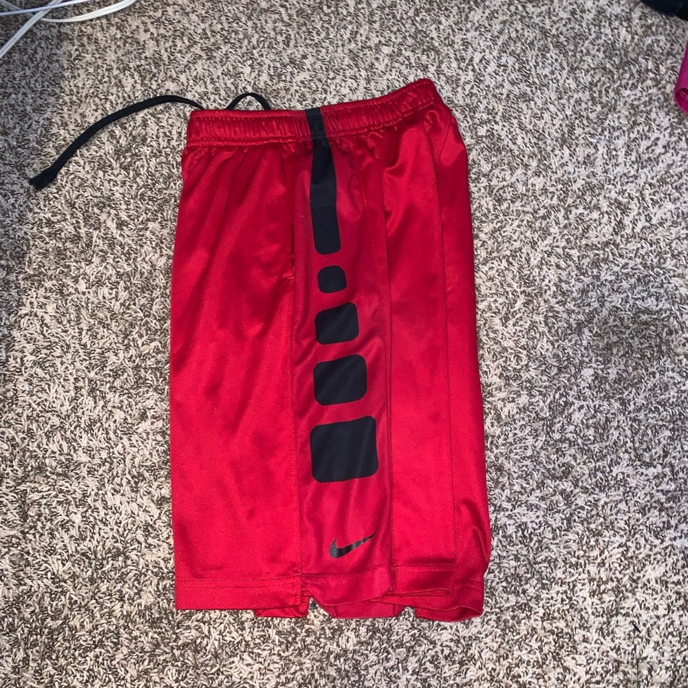Boys Nike elite basketball shorts